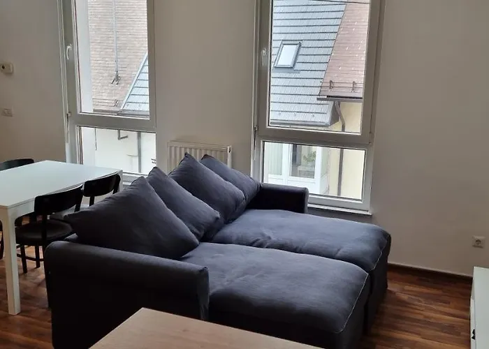 Apartma Valan شقة