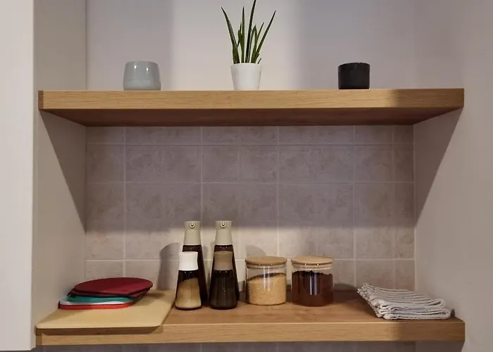 Apartma Valan شقة *